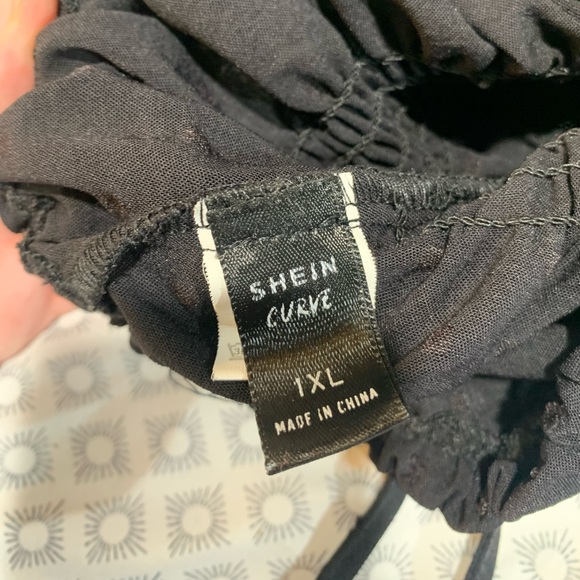 SHEIN Long-Sleeve Crop - Picture 3 of 4